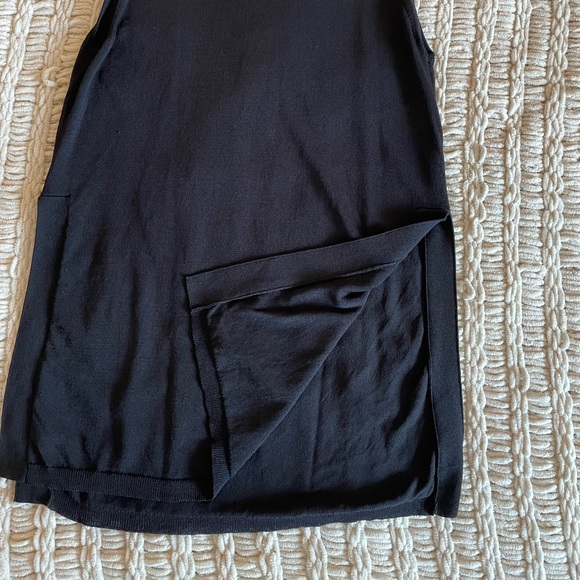 Aritzia Wilfred Top, size XS - Picture 2 of 6